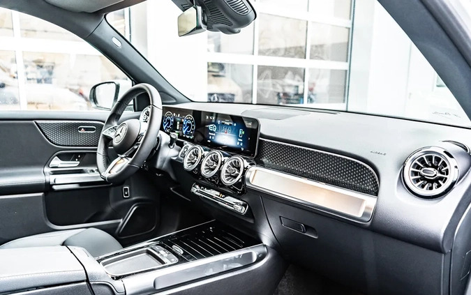 Mercedes-Benz EQB cena 225000 przebieg: 5, rok produkcji 2023 z Nowe Miasto Lubawskie małe 154
